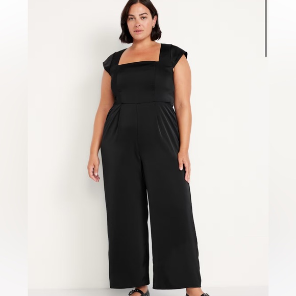 NWT Black Velvet Fit And Flare Jumpsuit Size 2X 3X - Picture 1 of 3